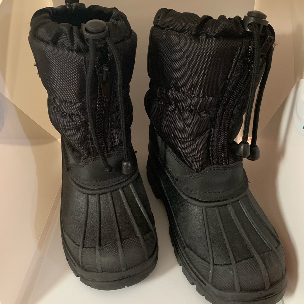 Kids snow boots